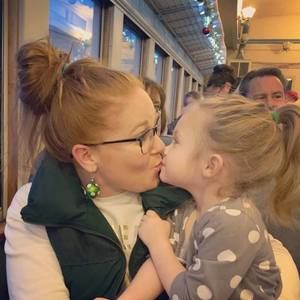 Meet your Posher, Danielle